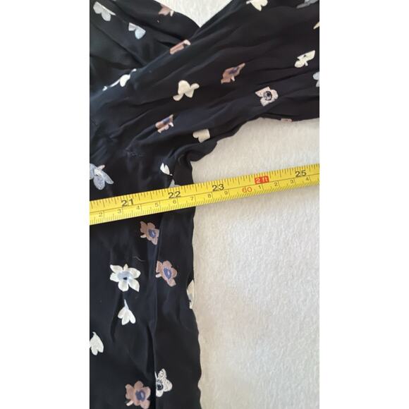 Loft Blouse Small Black Floral Pleated Bell Sleeve Lightweight Pheasant - Picture 3 of 6